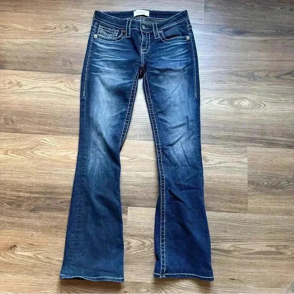 Big Star Liv Boot Cut Jeans Womens Size 24R Embroidered Low Rise Denim Stretch
